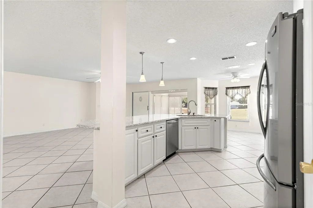 9452 SW 93rd Loop Ocala FL 34481