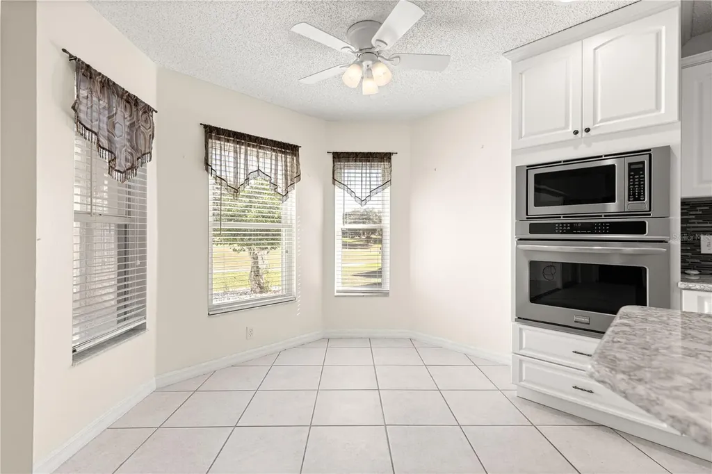 9452 SW 93rd Loop Ocala FL 34481