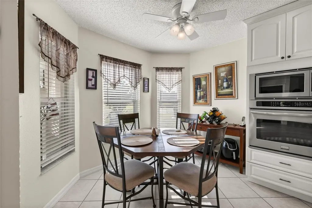 9452 SW 93rd Loop Ocala FL 34481