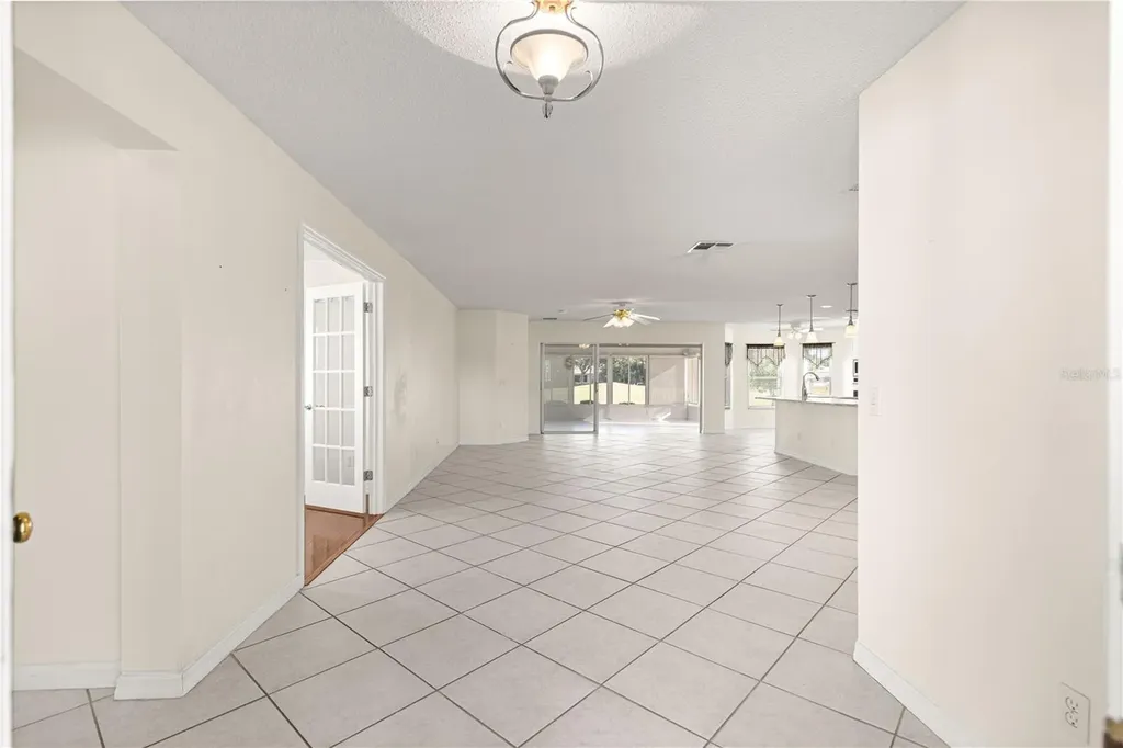 9452 SW 93rd Loop Ocala FL 34481