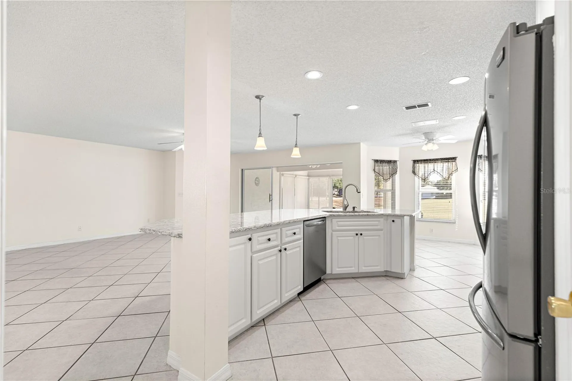 9452 SW 93rd Loop Ocala FL 34481