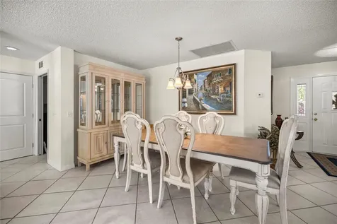 9452 SW 93rd Loop Ocala FL 34481