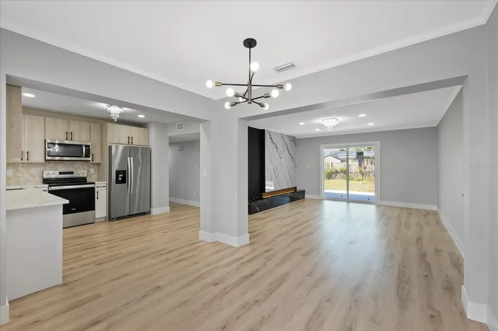 324 Country Club Drive Oldsmar FL 34677