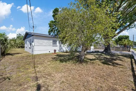 324 Country Club Drive Oldsmar FL 34677