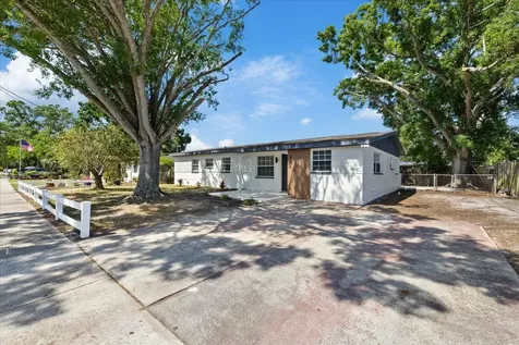 324 Country Club Drive Oldsmar FL 34677