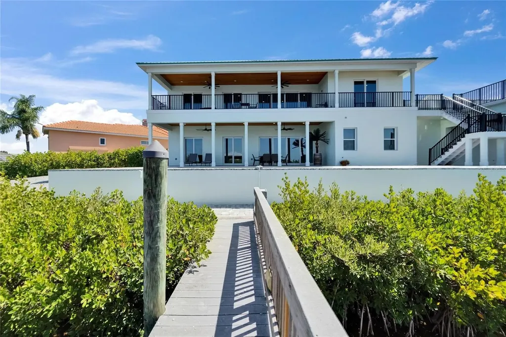 935 Chipaway Drive Apollo Beach FL 33572