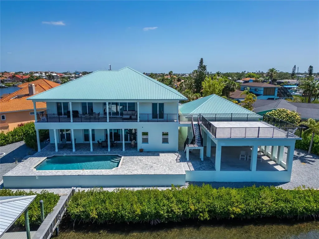 935 Chipaway Drive Apollo Beach FL 33572