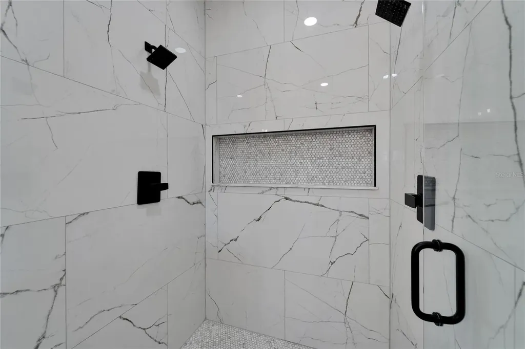 935 Chipaway Drive Apollo Beach FL 33572