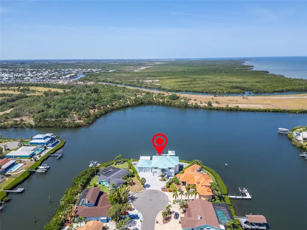 935 Chipaway Drive Apollo Beach FL 33572