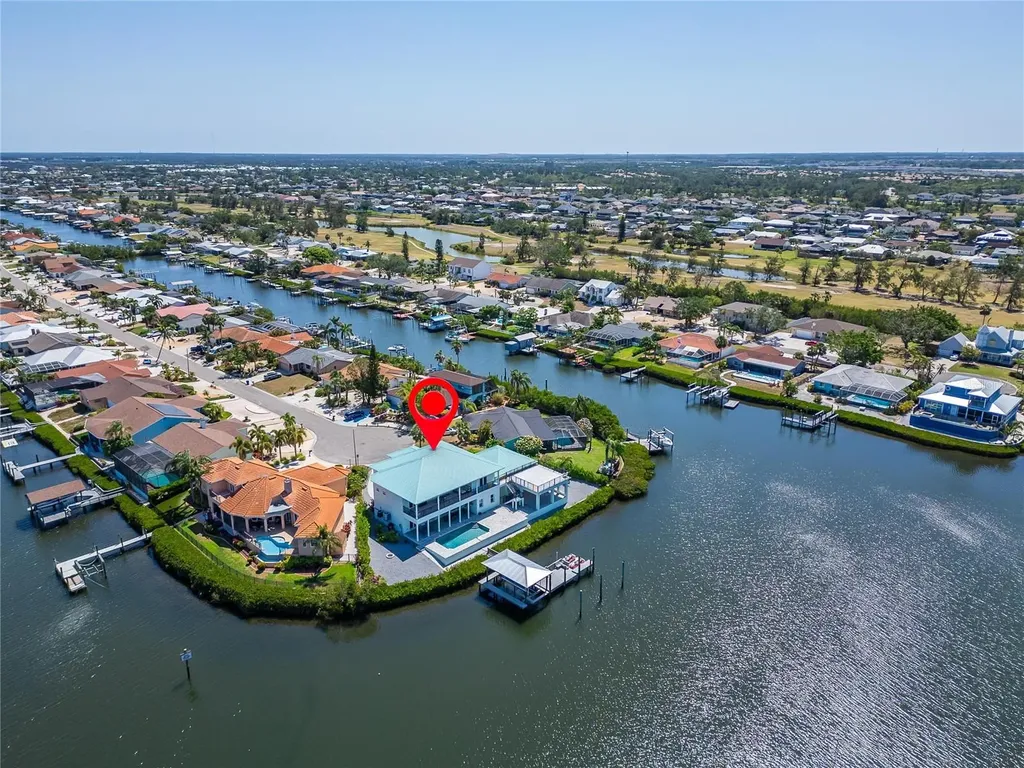 935 Chipaway Drive Apollo Beach FL 33572