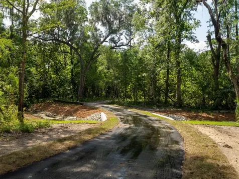 983 SW 25th Place Gainesville FL 32601