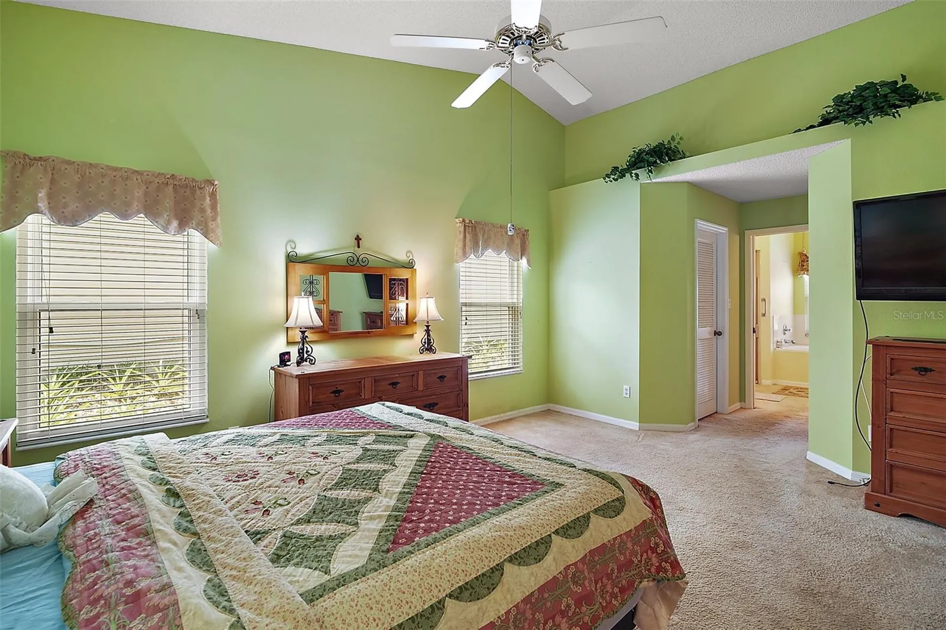 25333 River Crest Drive Leesburg FL 34748