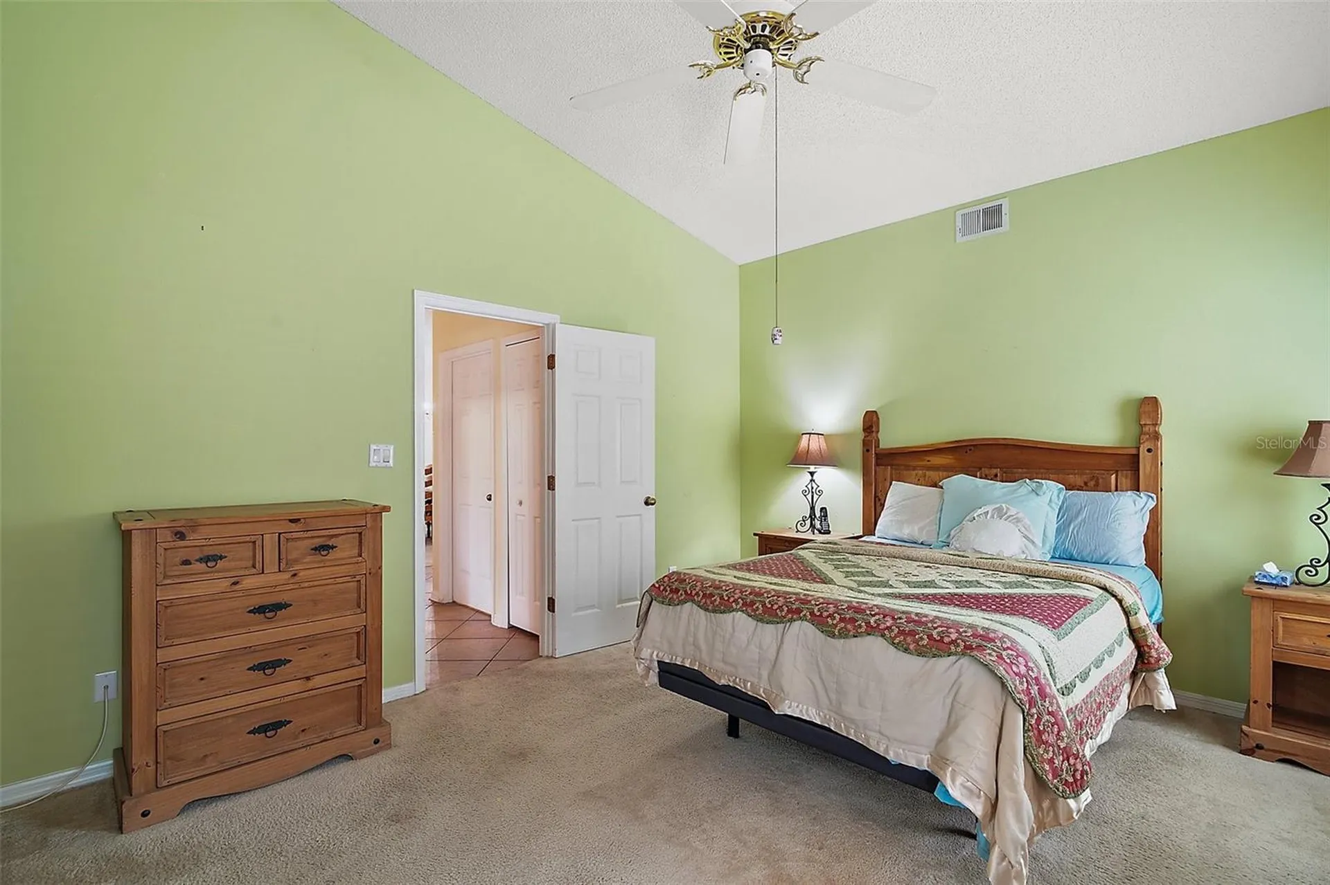 25333 River Crest Drive Leesburg FL 34748