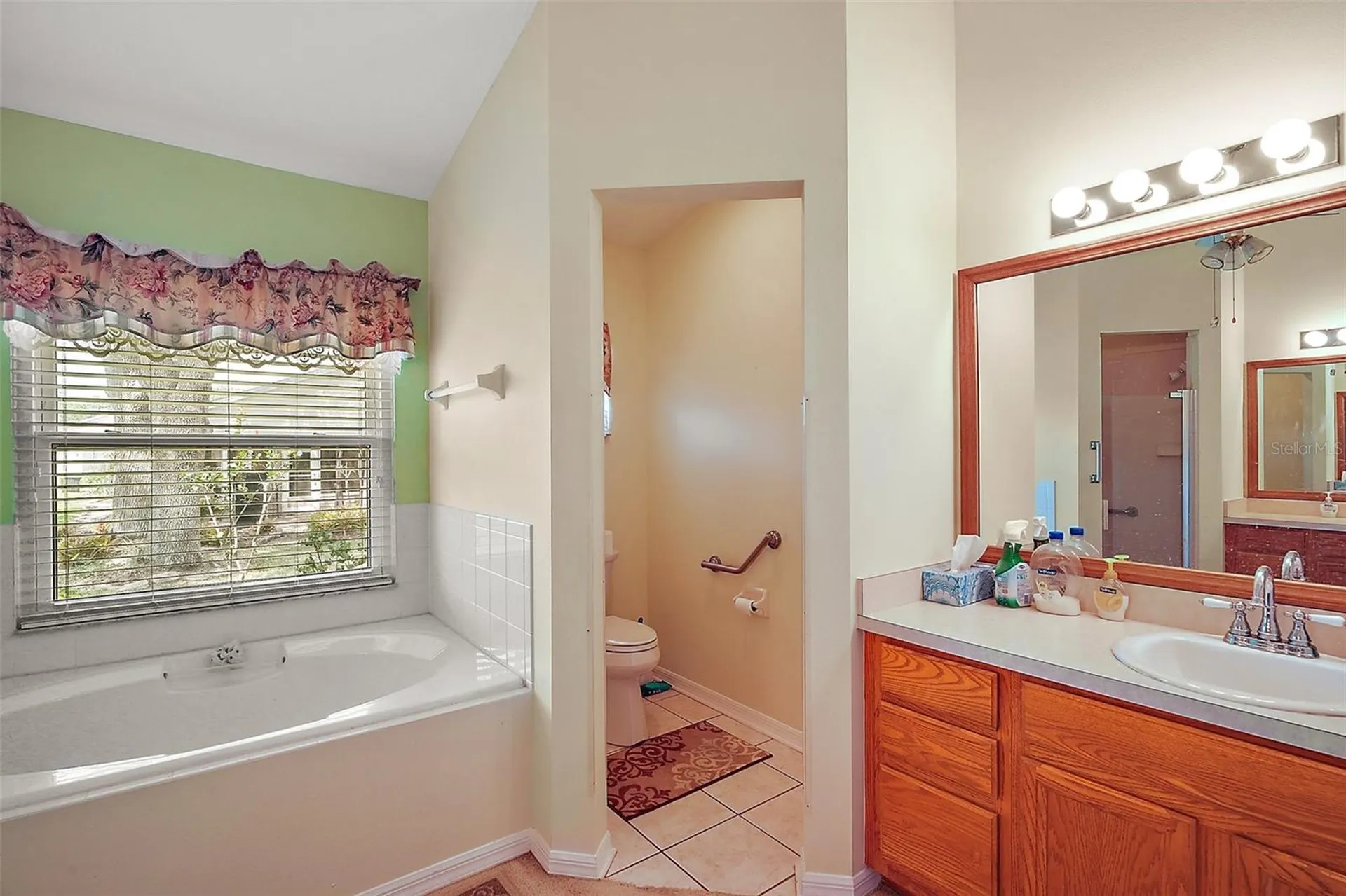 25333 River Crest Drive Leesburg FL 34748
