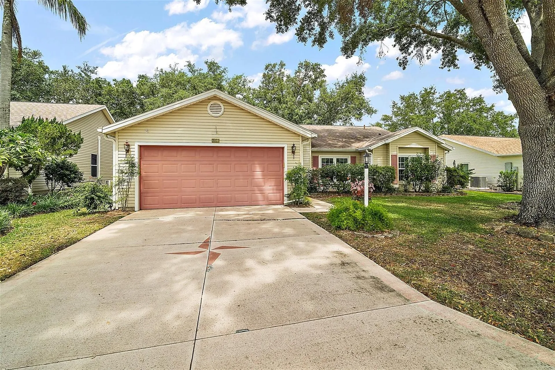 25333 River Crest Drive Leesburg FL 34748