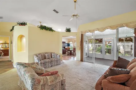 25333 River Crest Drive Leesburg FL 34748
