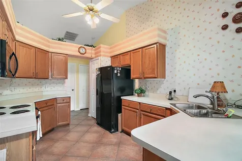 25333 River Crest Drive Leesburg FL 34748