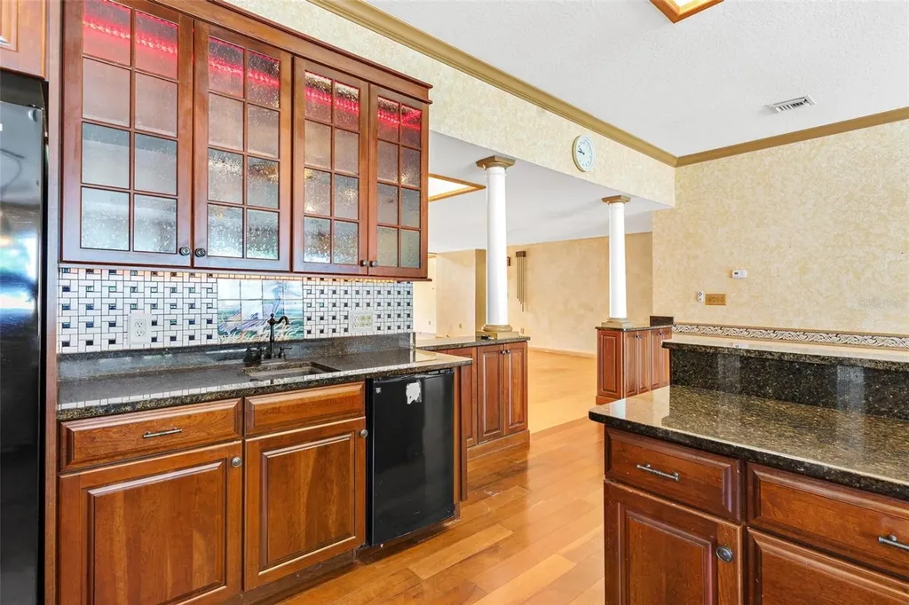 2400 N Griffin Drive Leesburg FL 34748