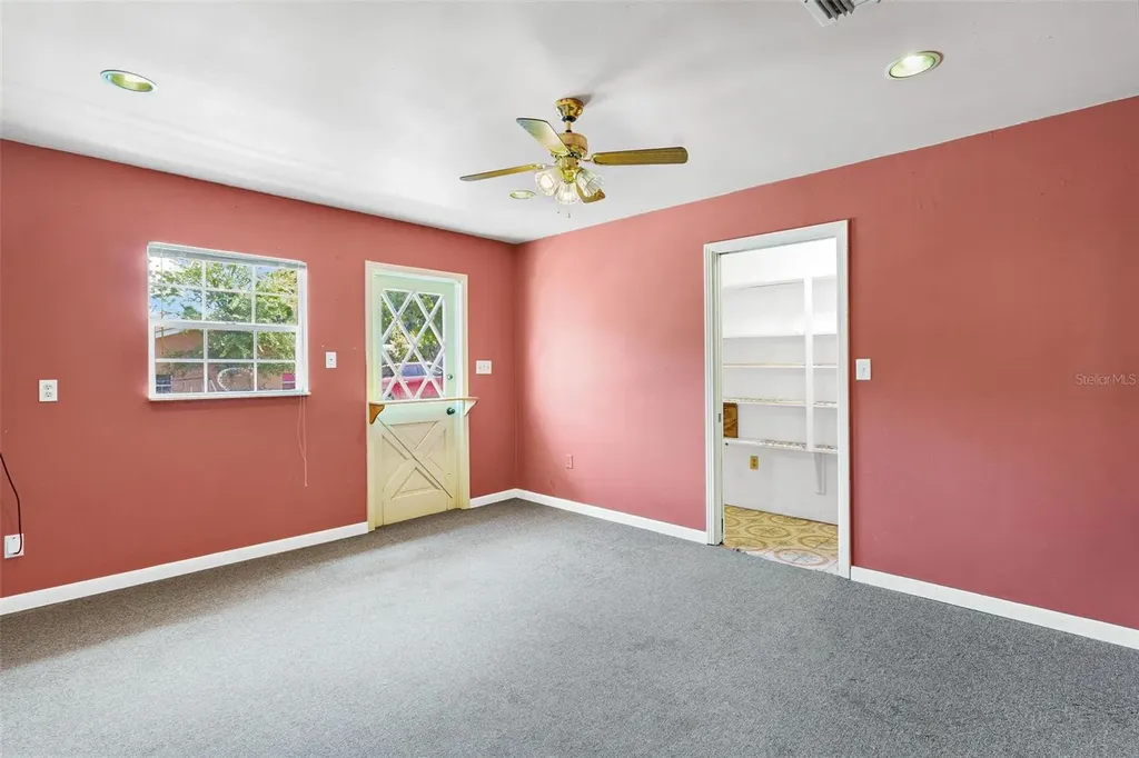 2400 N Griffin Drive Leesburg FL 34748