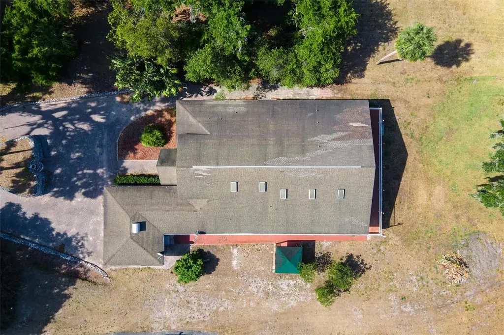 2400 N Griffin Drive Leesburg FL 34748