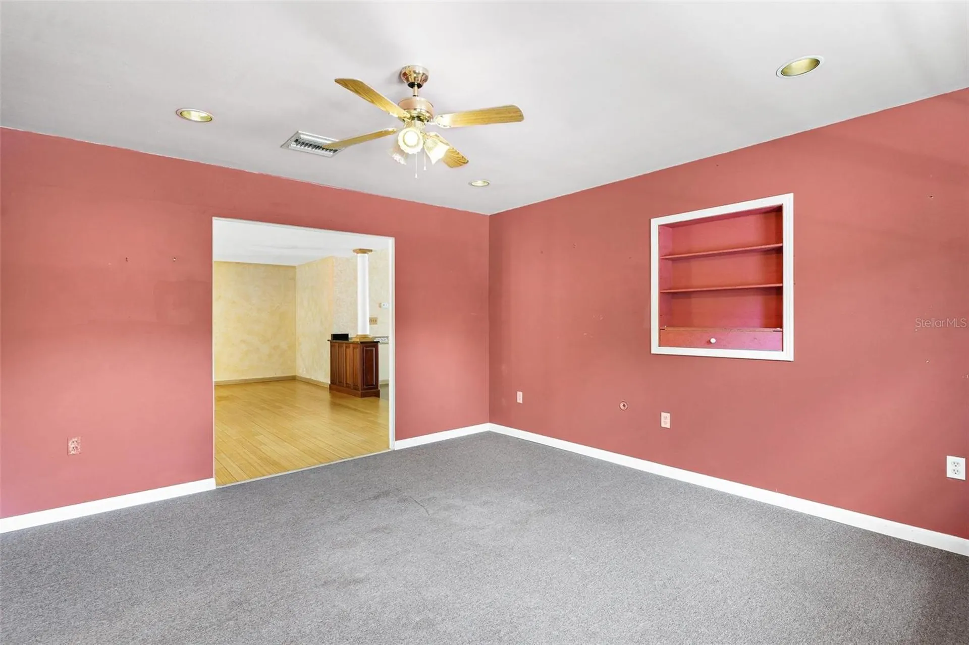 2400 N Griffin Drive Leesburg FL 34748