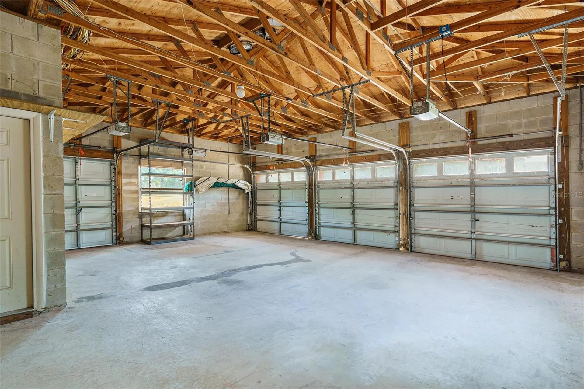 2400 N Griffin Drive Leesburg FL 34748