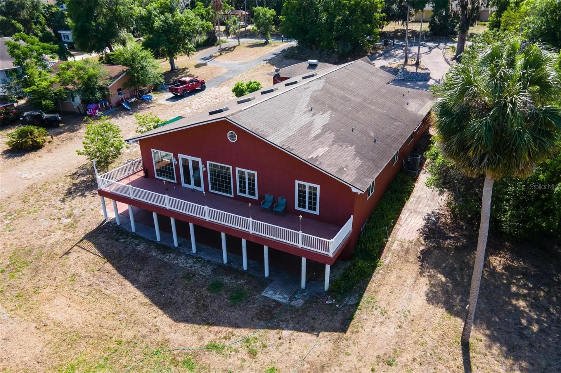 2400 N Griffin Drive Leesburg FL 34748