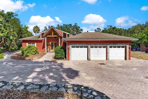 2400 N Griffin Drive Leesburg FL 34748