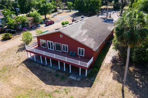 2400 N Griffin Drive Leesburg FL 34748