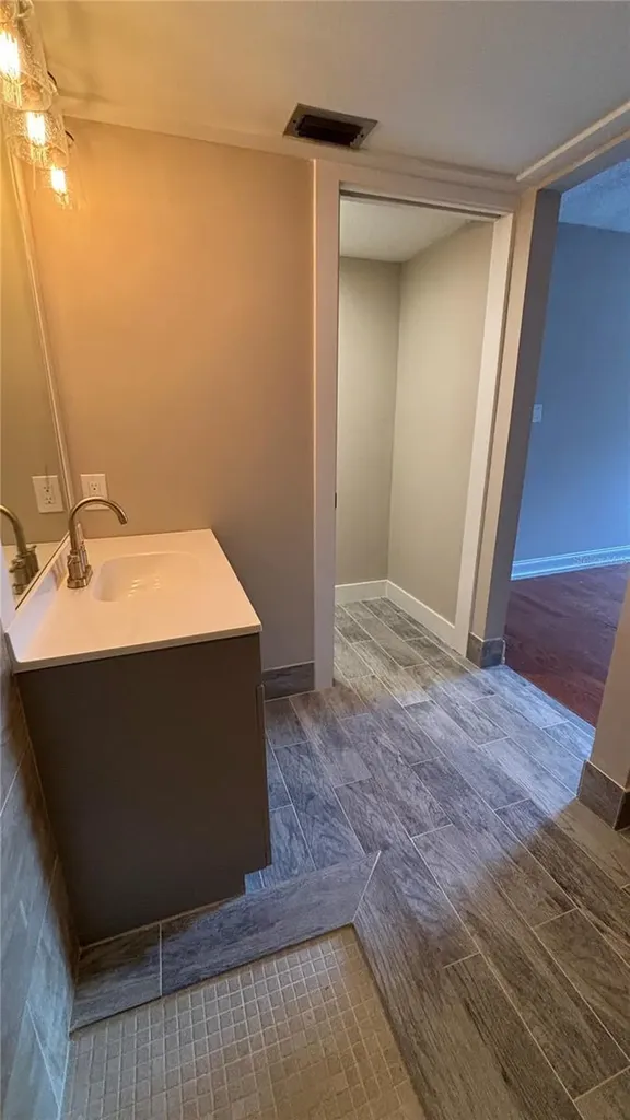 2763 Woodgate Lane Sarasota FL 34231