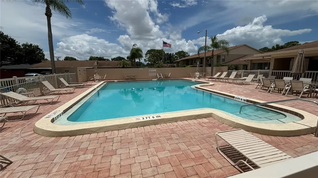 2763 Woodgate Lane Sarasota FL 34231