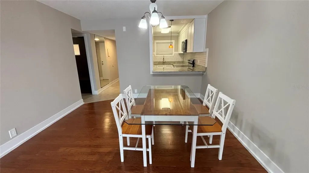 2763 Woodgate Lane Sarasota FL 34231