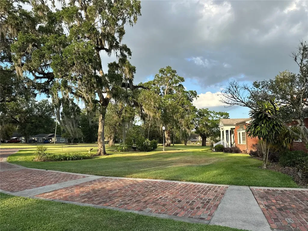 708 E Main Street Wauchula FL 33873