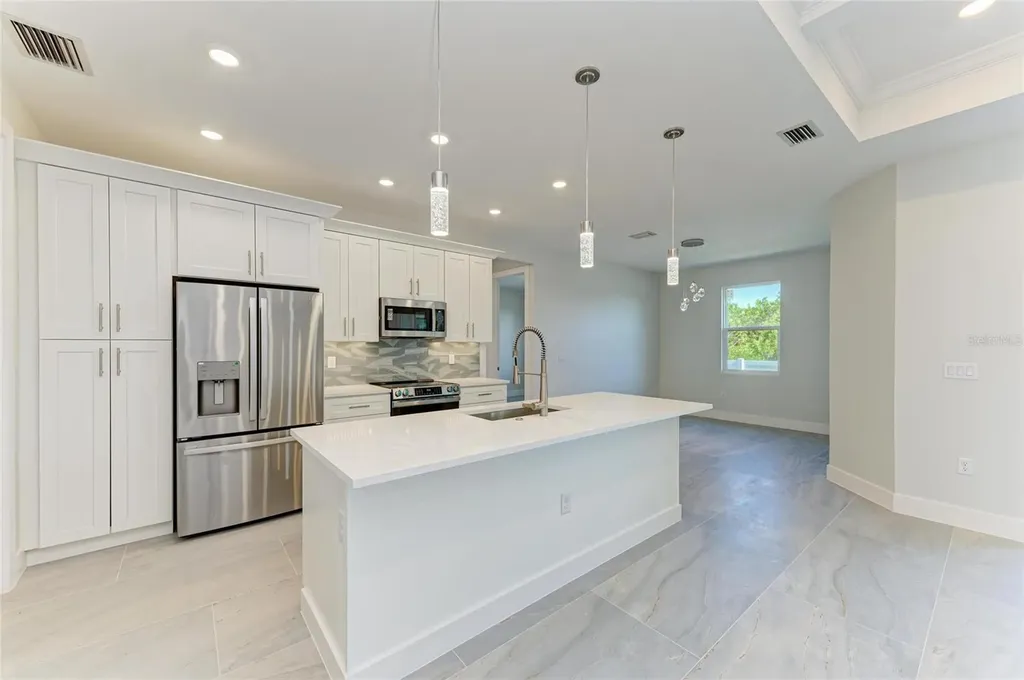 380 Holly Road Venice FL 34293
