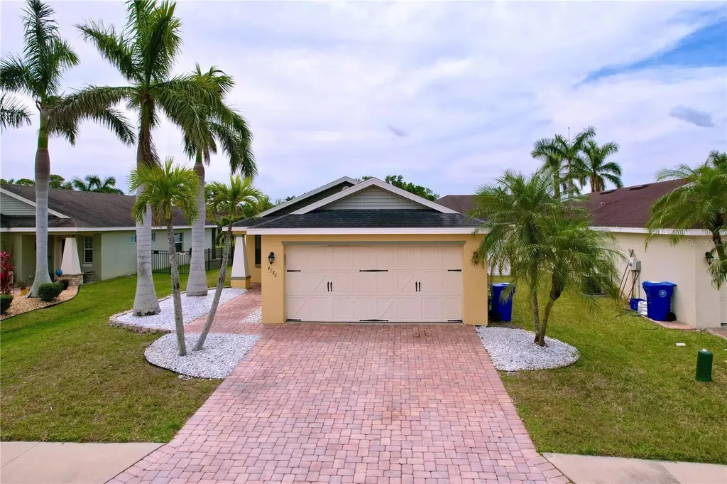 4826 San Ortebello Drive Bradenton FL 34208