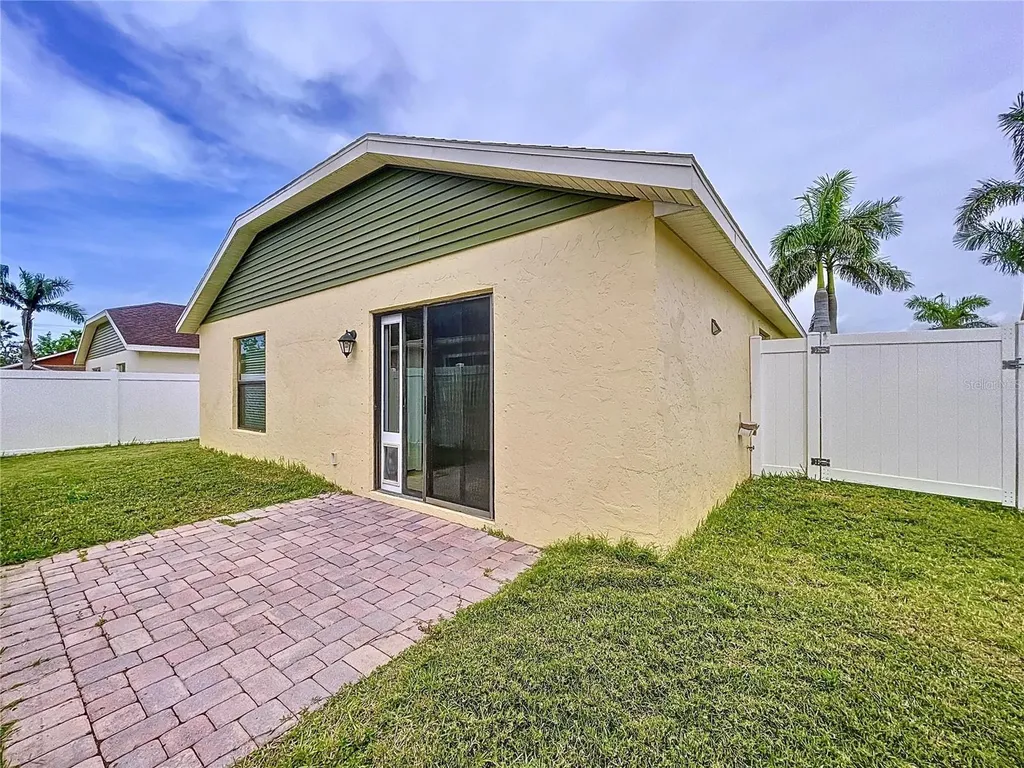 4826 San Ortebello Drive Bradenton FL 34208