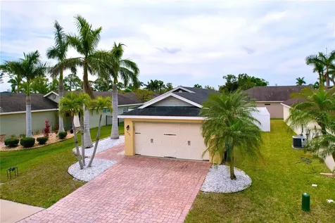4826 San Ortebello Drive Bradenton FL 34208