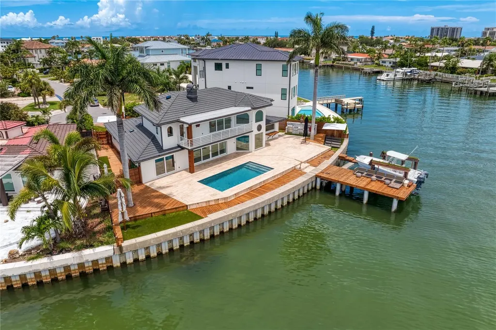 2250 Donato Drive Belleair Beach FL 33786