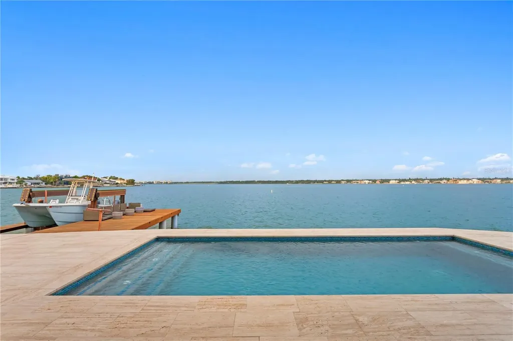 2250 Donato Drive Belleair Beach FL 33786