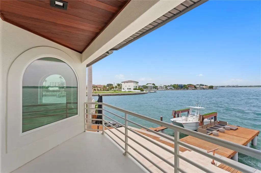 2250 Donato Drive Belleair Beach FL 33786