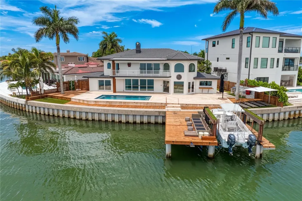2250 Donato Drive Belleair Beach FL 33786