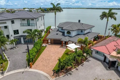 2250 Donato Drive Belleair Beach FL 33786