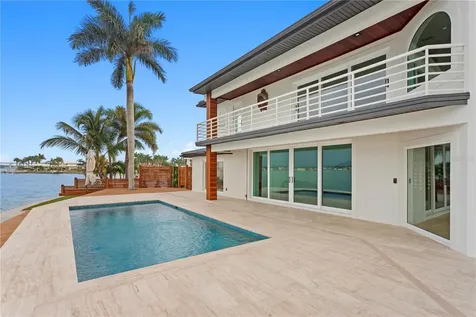2250 Donato Drive Belleair Beach FL 33786