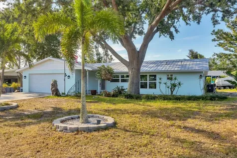 421 Blackburn Road Nokomis FL 34275