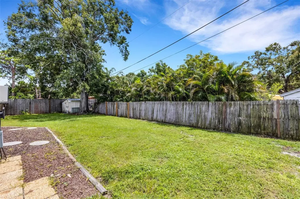2802 Jamaica Street Sarasota FL 34231