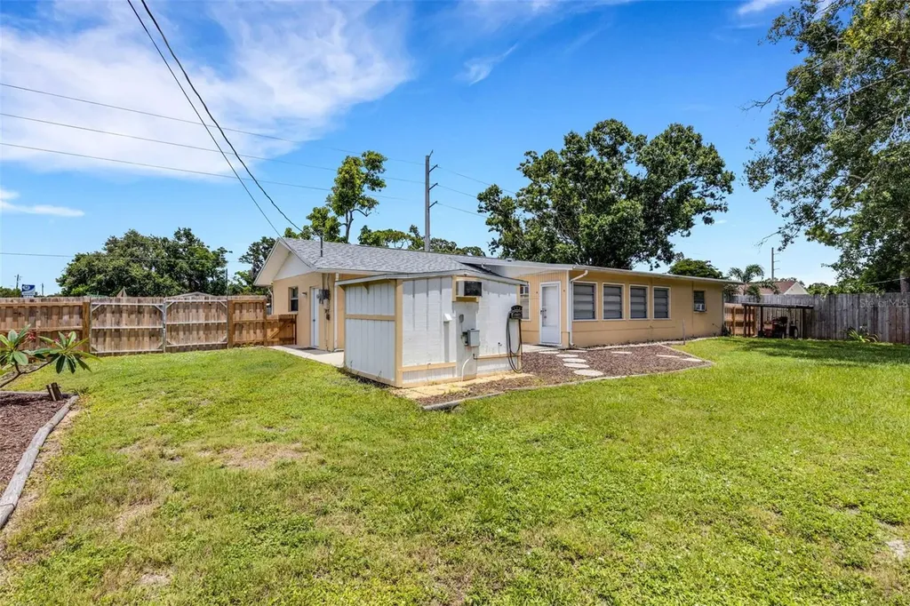 2802 Jamaica Street Sarasota FL 34231