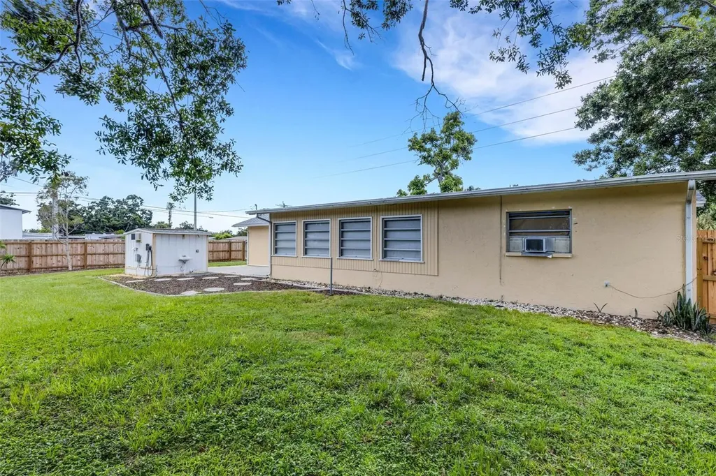 2802 Jamaica Street Sarasota FL 34231