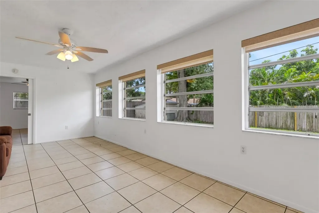 2802 Jamaica Street Sarasota FL 34231
