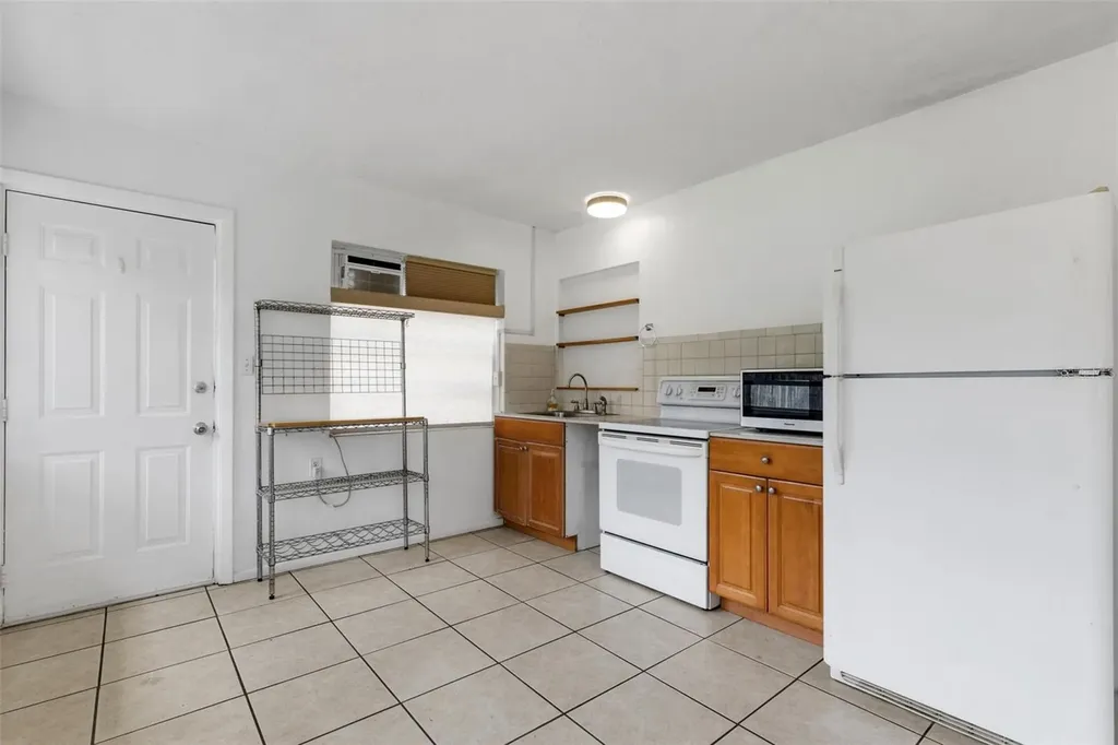 2802 Jamaica Street Sarasota FL 34231