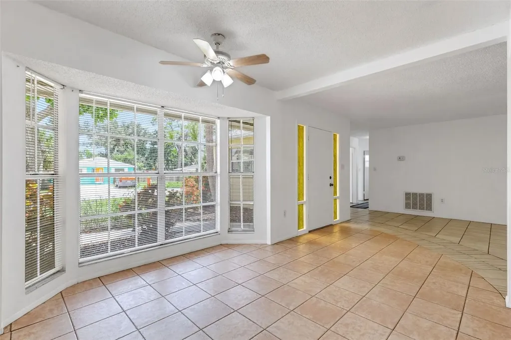 2802 Jamaica Street Sarasota FL 34231